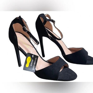Size 8.5 Black Suede Heels